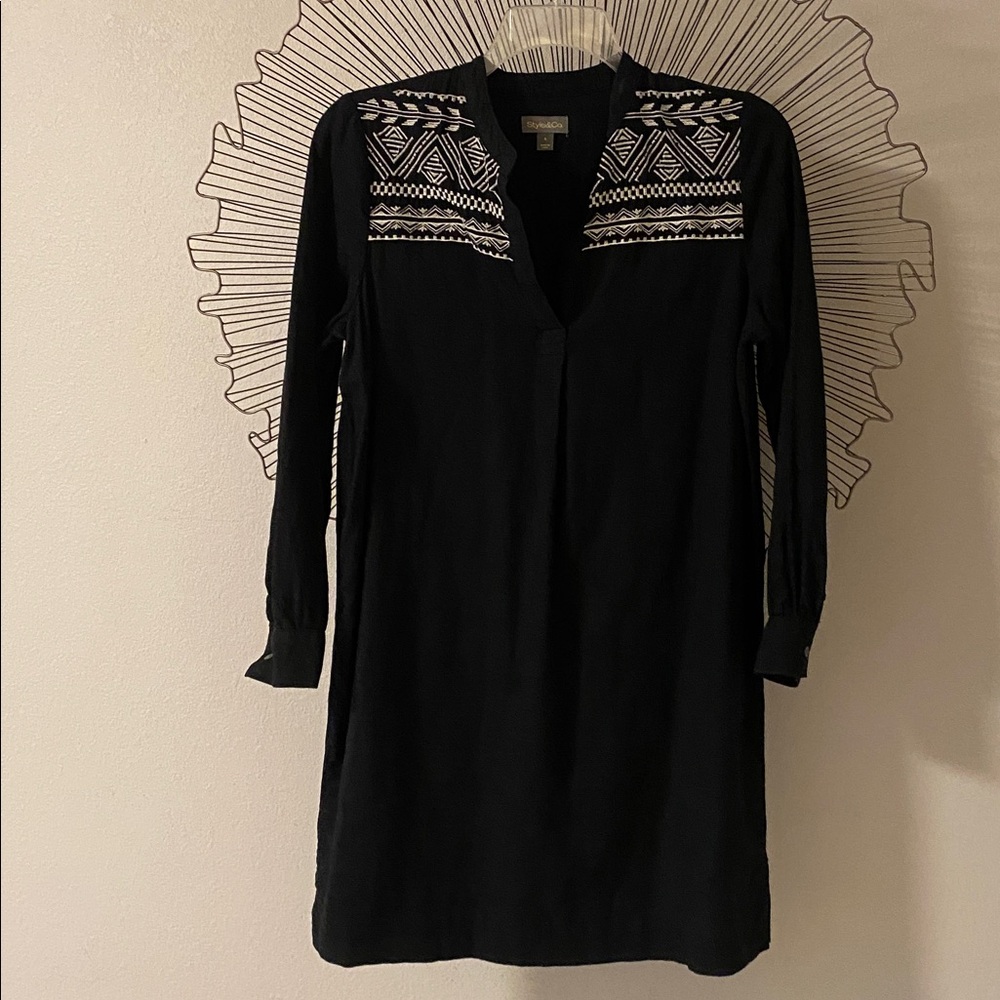Style & Co. Black Linen Dress or Tunic with White Embroidery Size S